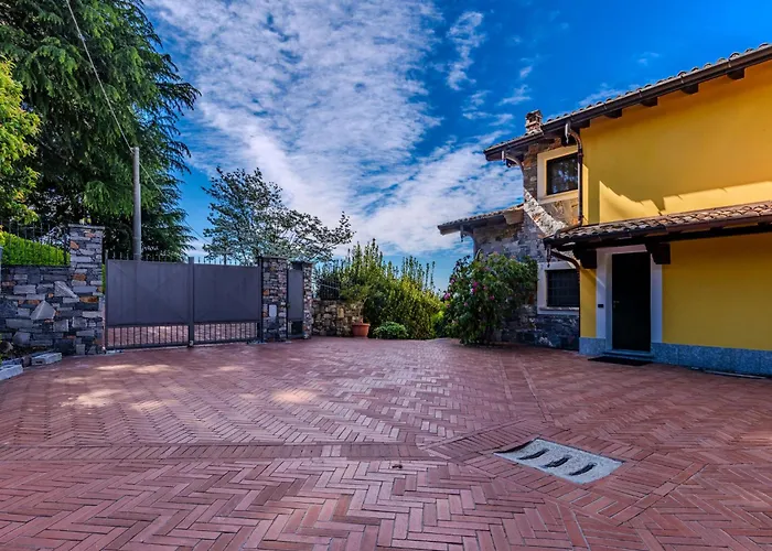 Cardana By Interhome Besozzo